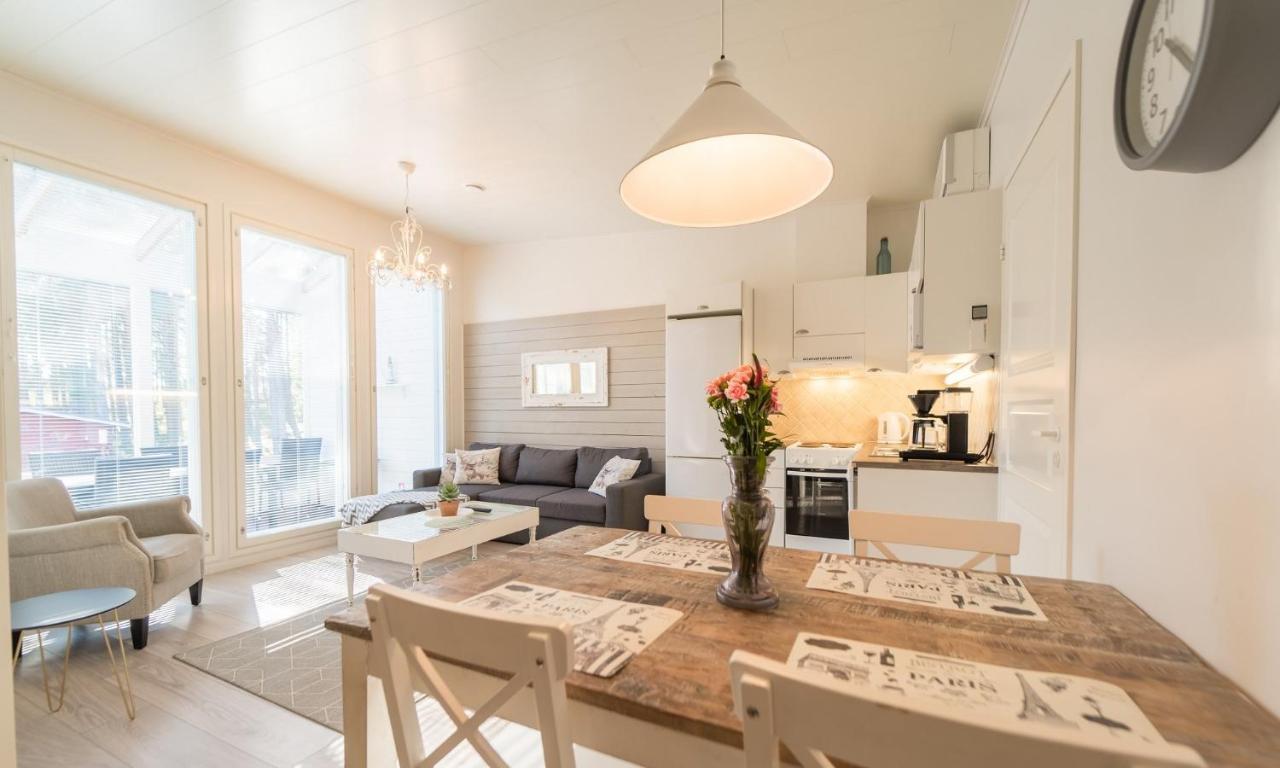Jaekaelaetie Apartments By Hiekka Booking Kalajoki Buitenkant foto